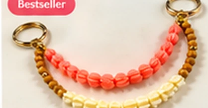 Coral and cream beaded purse lei